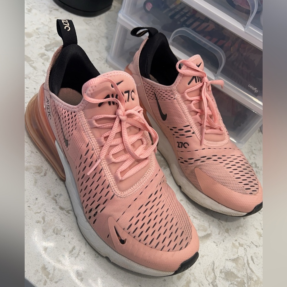 Nike Air Max 270